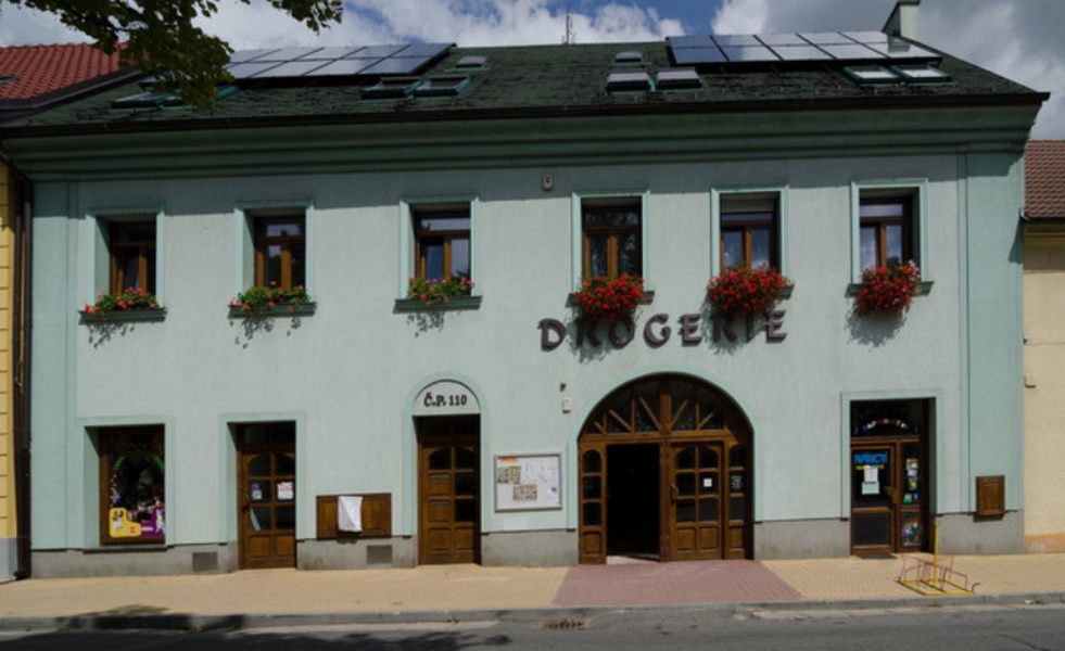 Prodejna Drogerie, Komenského nám. 110, Nové Strašecí